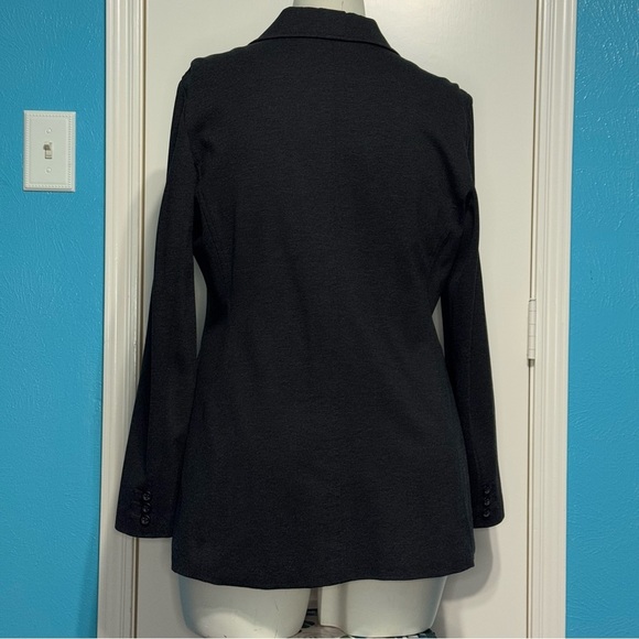 Chico's Black Tailored Blazer Notched Lapels Structured Shoulders flap pockets 2 - Picture 7 of 15
